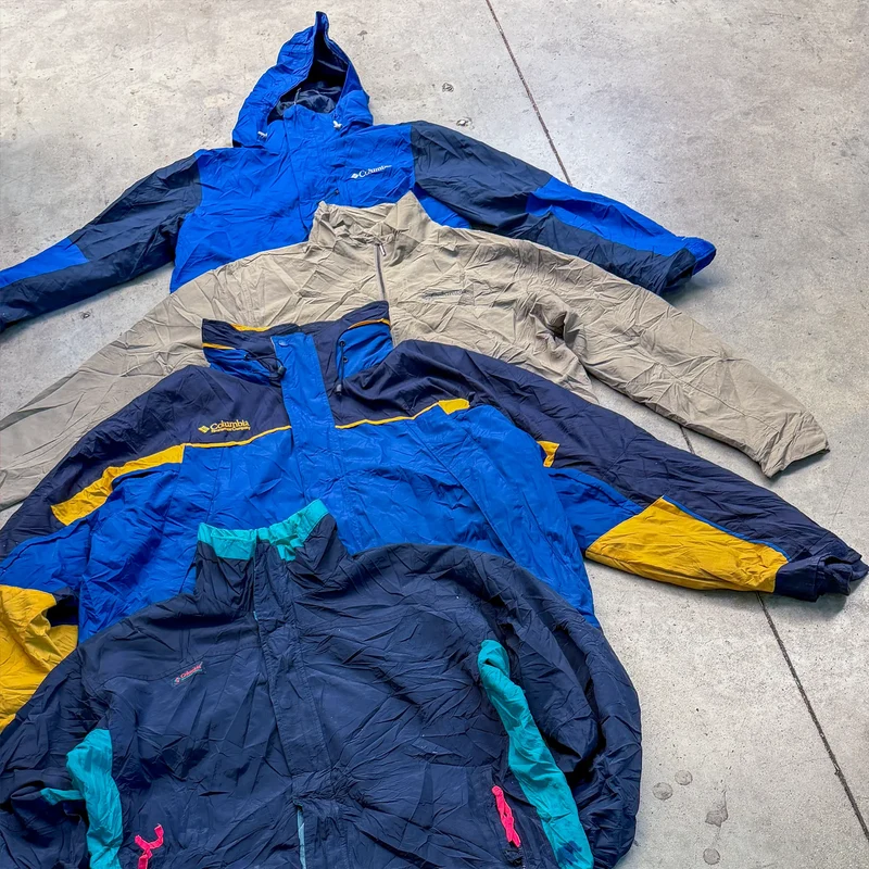 Balle de 60 vestes et manteaux Columbia