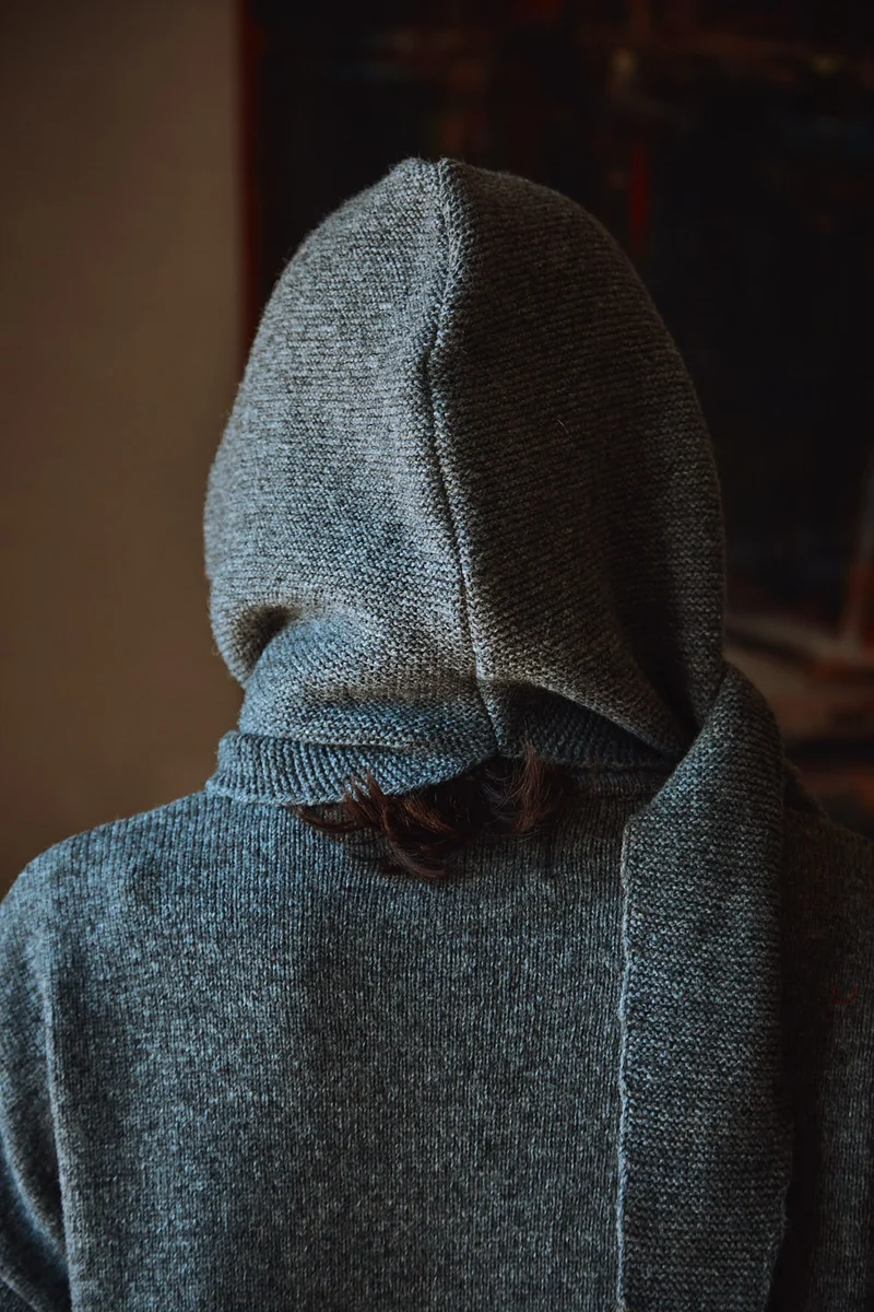 ROMANE 2-in-1 Scarf-Hat in Merino Wool - Ash Grey