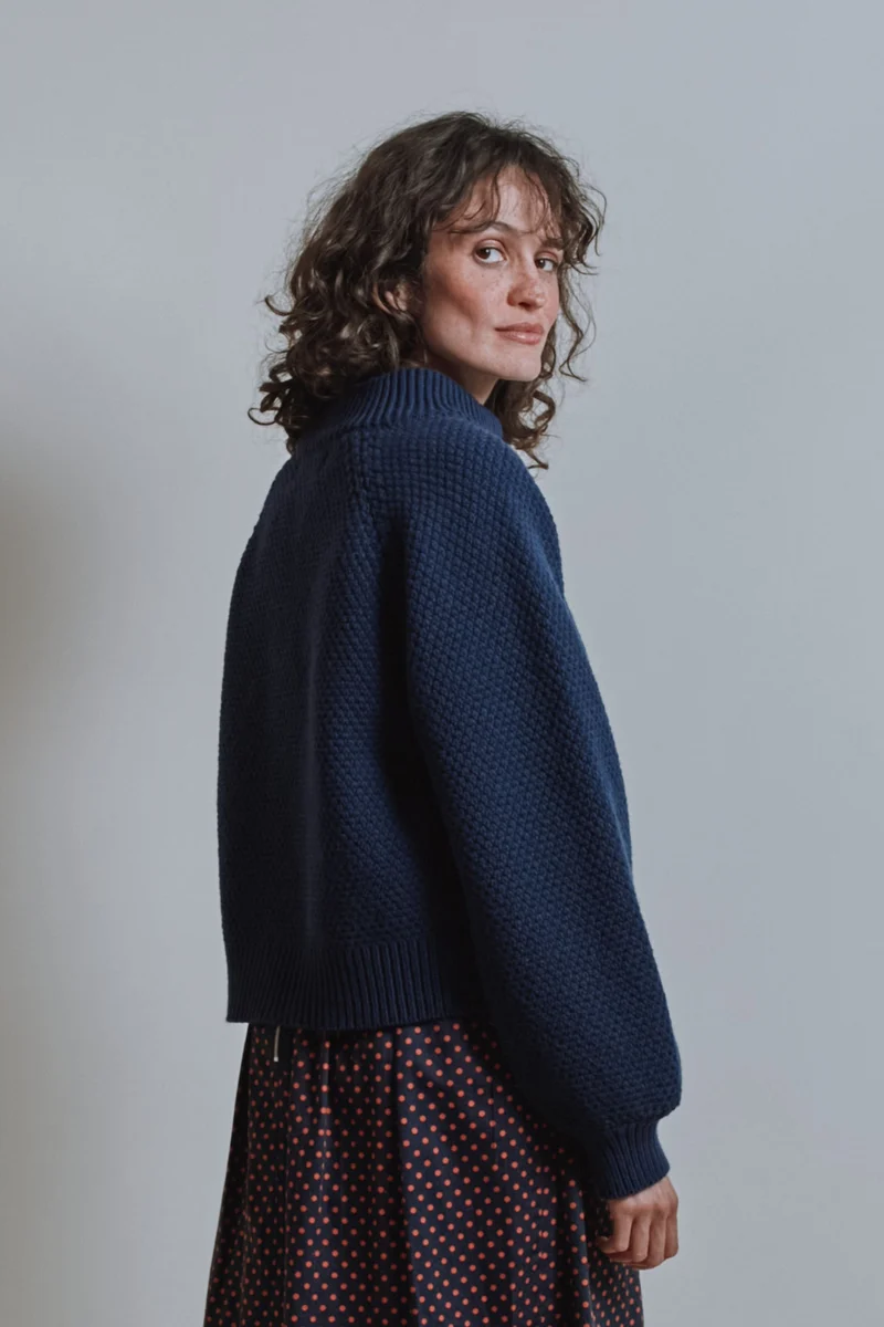 VANESSA Raglan Sweater in Merino Wool - Navy Blue
