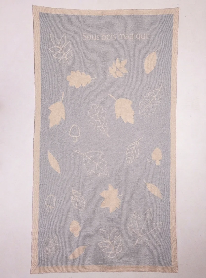 Plaid bébé personnalisable motif sous-bois laine mérinos gris métal