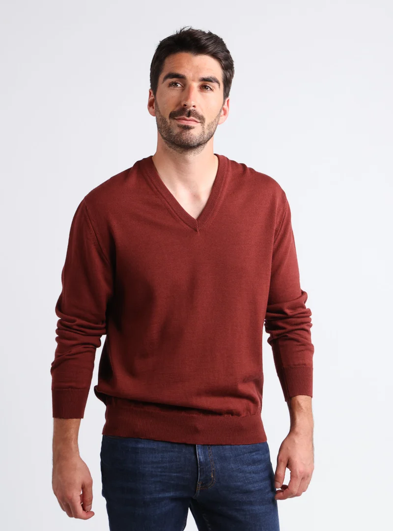 Pull homme col V 100% laine mérinos rouge terre de sienne