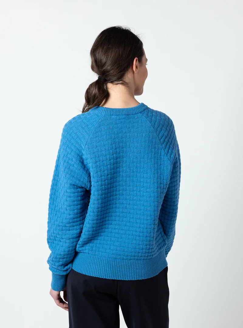 Pull femme en laine extrafine mérinos bleu céramique