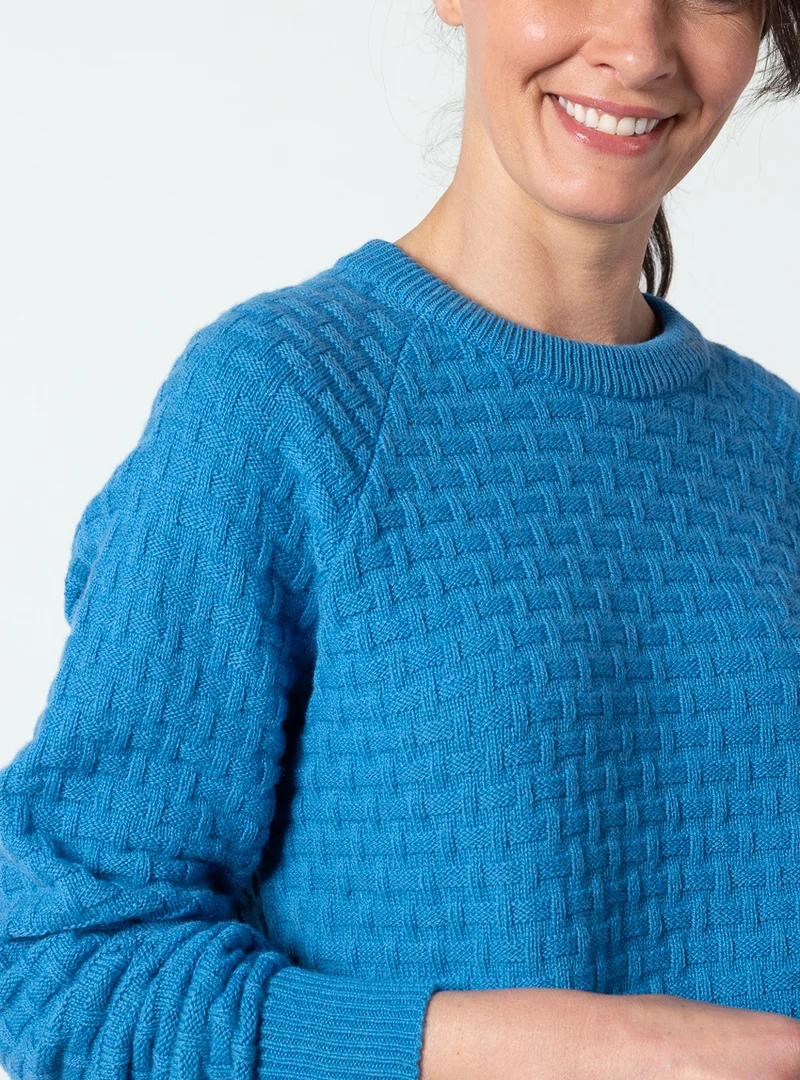 Pull femme en laine extrafine mérinos bleu céramique