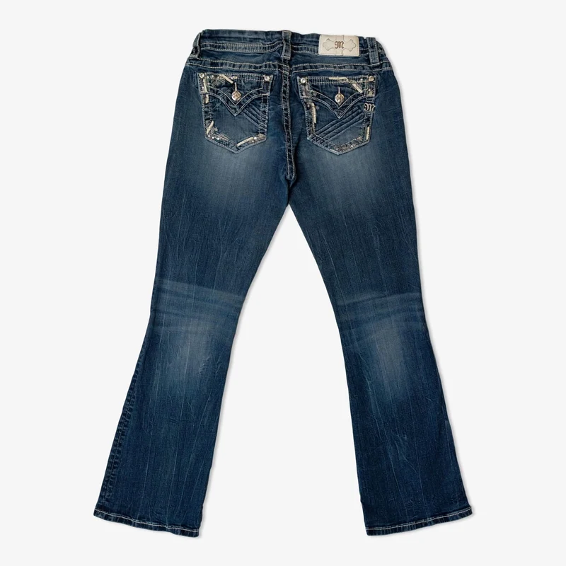 Lot de 25 jeans brodés pour femme