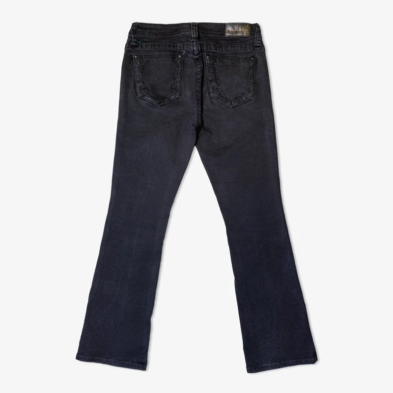 Lot de 25 jeans brodés pour femme