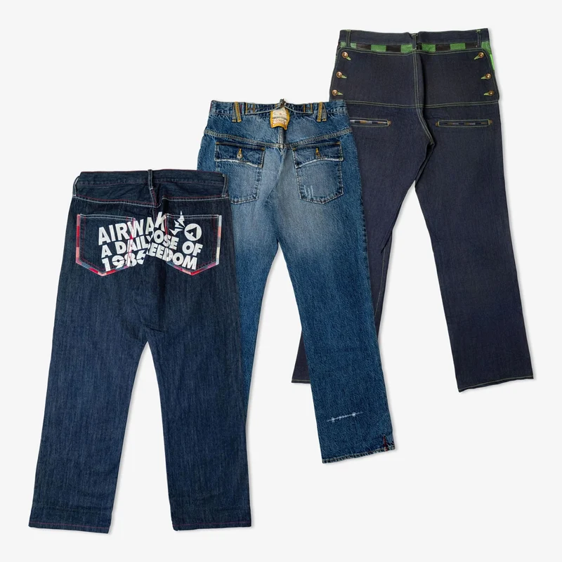 Lot de 25 jeans brodés pour homme