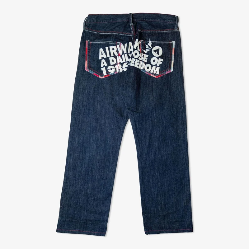 Lot de 25 jeans brodés pour homme