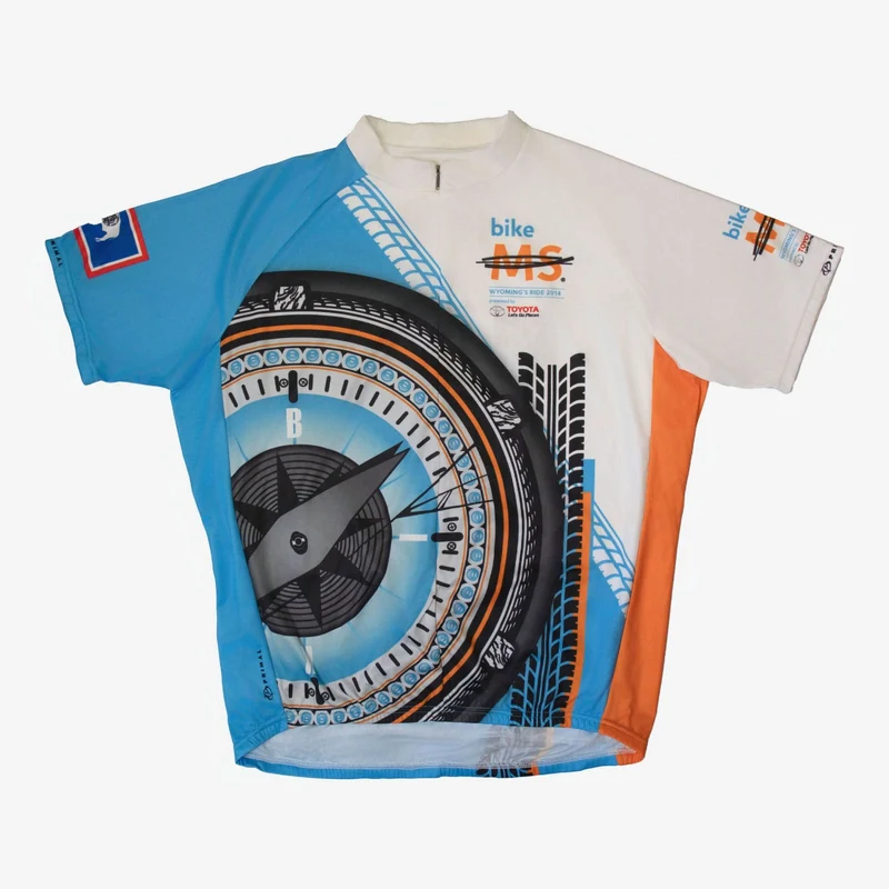 Lot de 70 t‑shirts de cyclisme