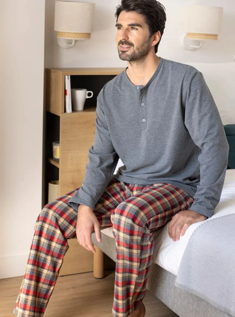 Pyjama chaud homme carreaux rouge gris