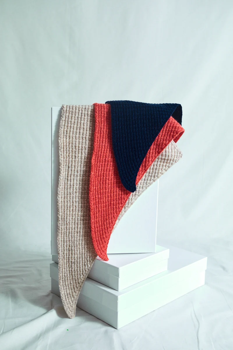 ROCIO Waffle Bandana in Merino Wool - Navy