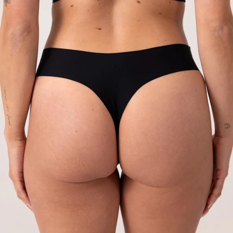 Microfiber Seamless Tanga | Schwarz