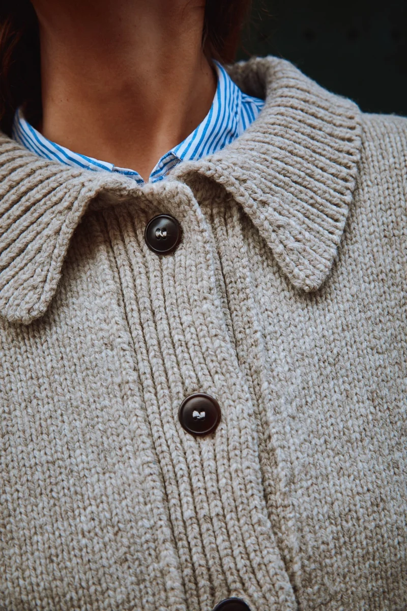 CALAMITY Knit Jacket in Merino Wool - Beige