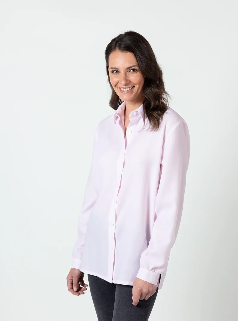 Chemisier femme en laine rose pastel