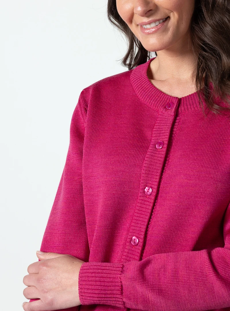 Cardigan femme col rond en laine mérinos rose géranium