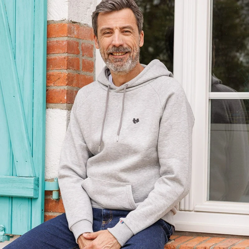 Sweat capuche gris molletonné