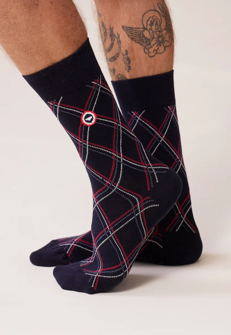 Chaussettes mi-hautes bleu marine à carreaux fantaisie - Lucas Tartan Marine