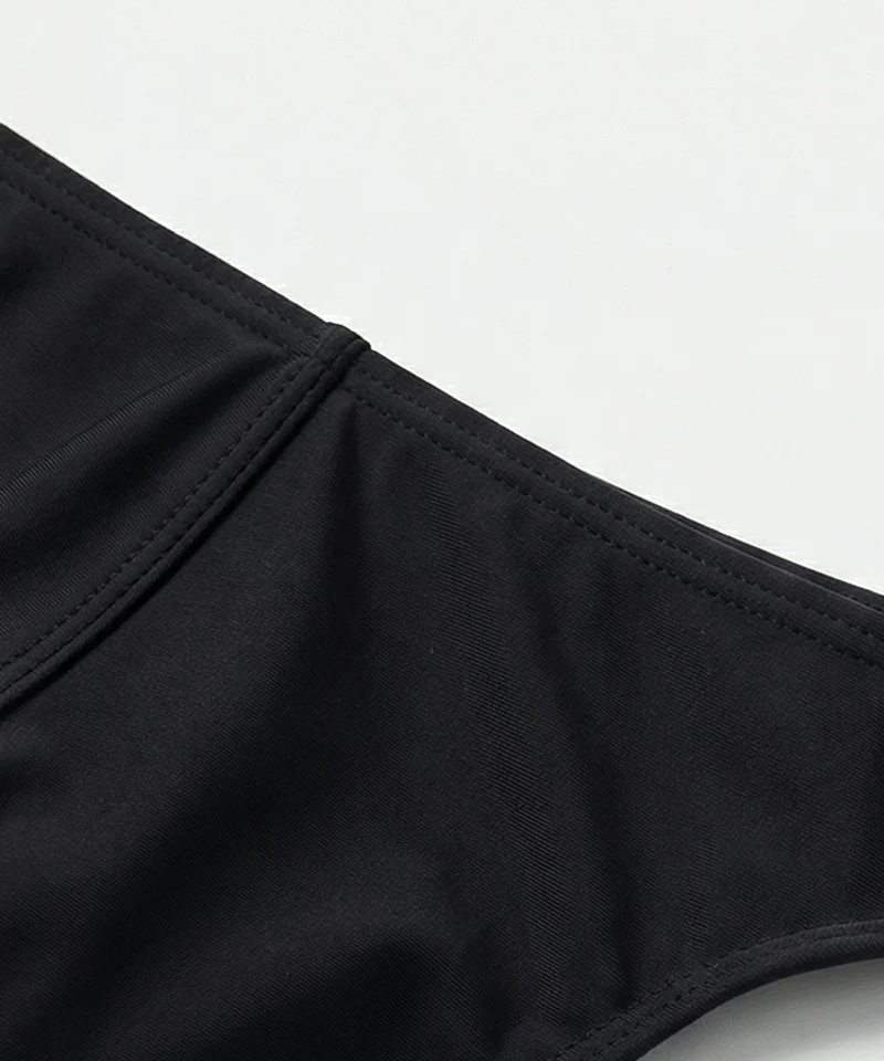 RD Thong Swimwear: Black