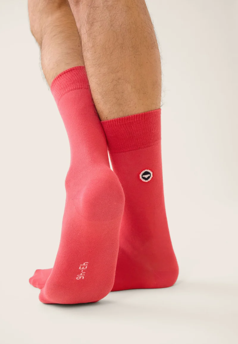 Chaussettes mi-hautes unies rose - Robuste Rose Cerise