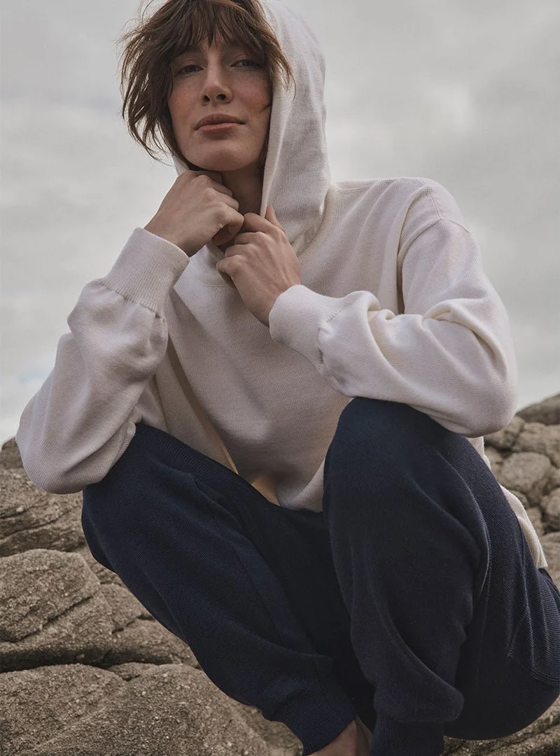 Pull à capuche blanc Claude