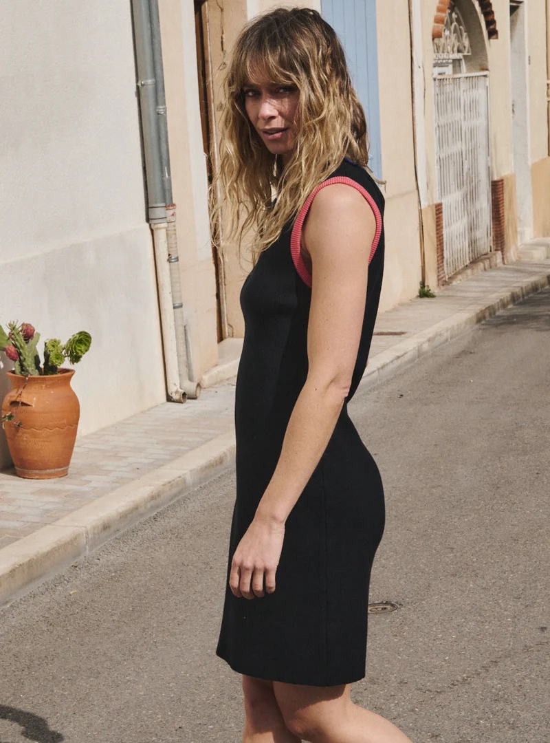 Robe courte en maille noire Béatrice