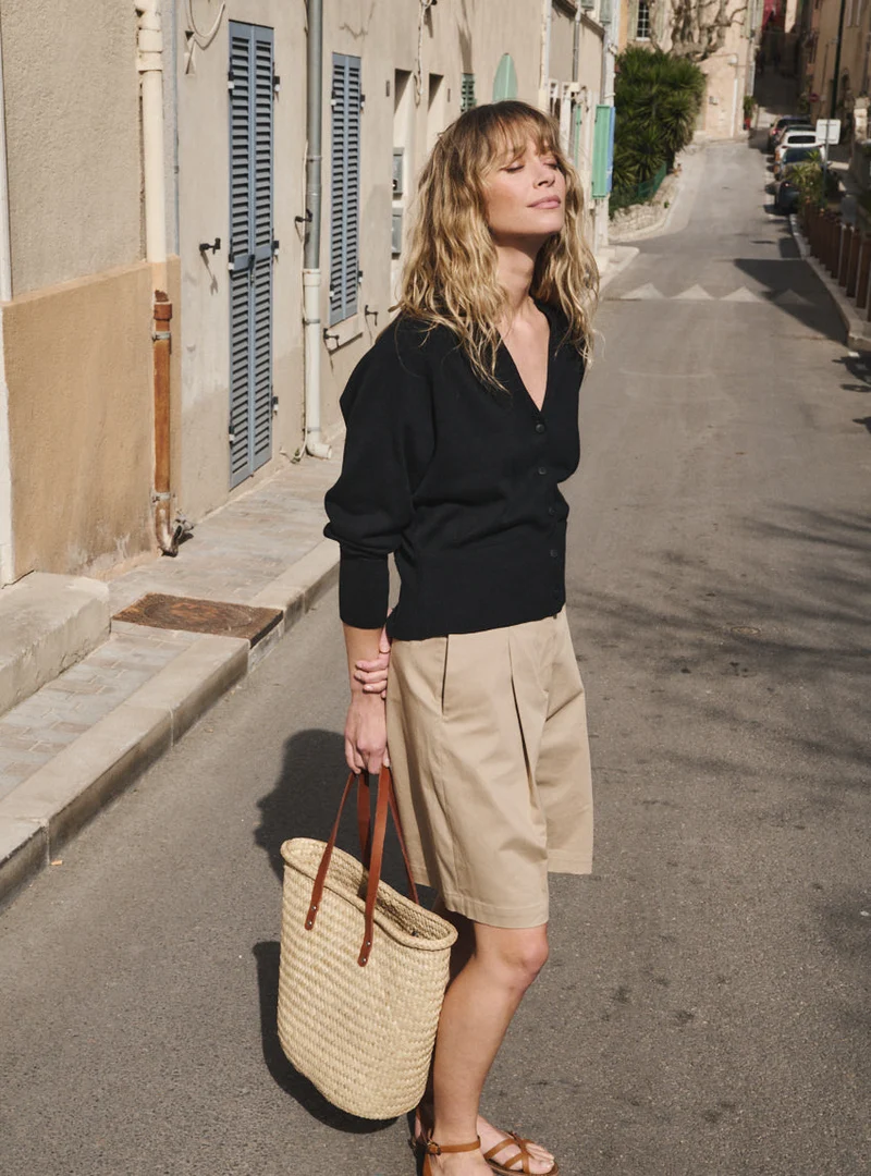Gilet col V noir Bertille
