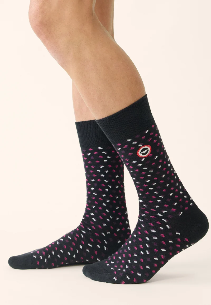 Chaussettes mi-hautes noires avec carrés fantaisie - Lucas Petit Carre Noir