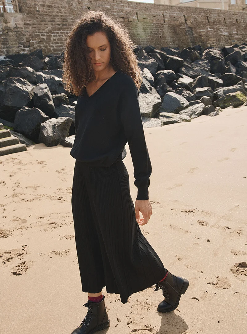 Jupe longue plisée noire laine mérinos Alexandra