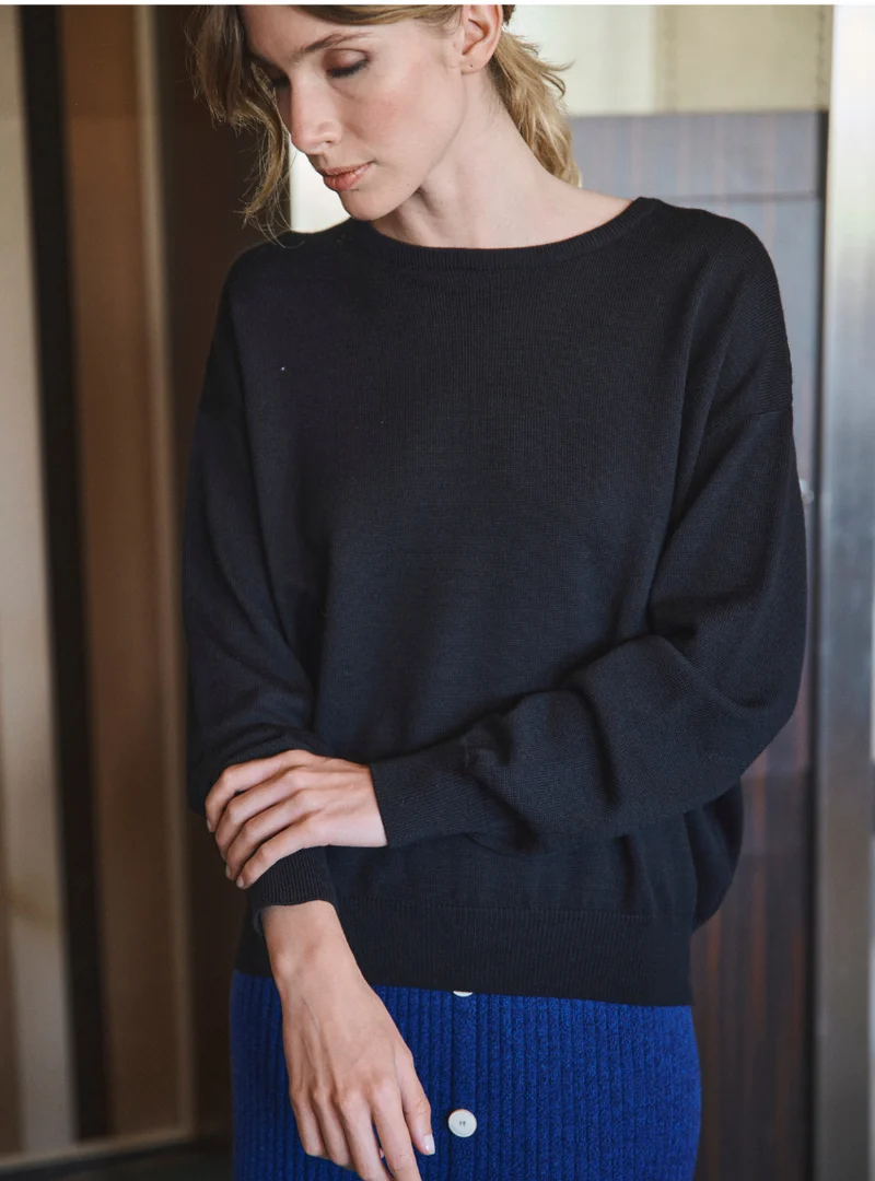 Pull col rond ample noir Agathe