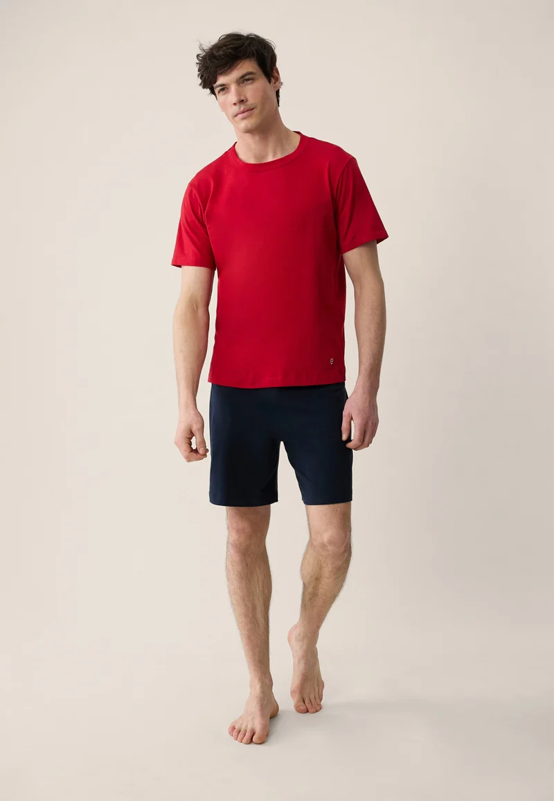 Ensemble pyjama haut rouge et short marine en coton - Pyjama Haut Manches Courtes Formidable Rouge Cerise Et Bas De Pyjama Court Invincible Marine