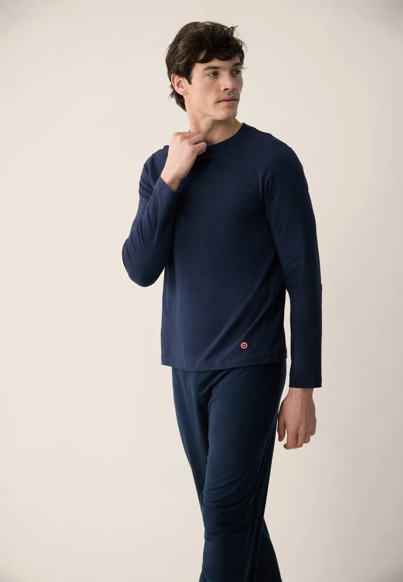 Ensemble pyjama haut et pantalon bleu marine en coton - Pyjama Haut Manches Longues Superbe Et Bas De Pyjama Long Indomptable Marine