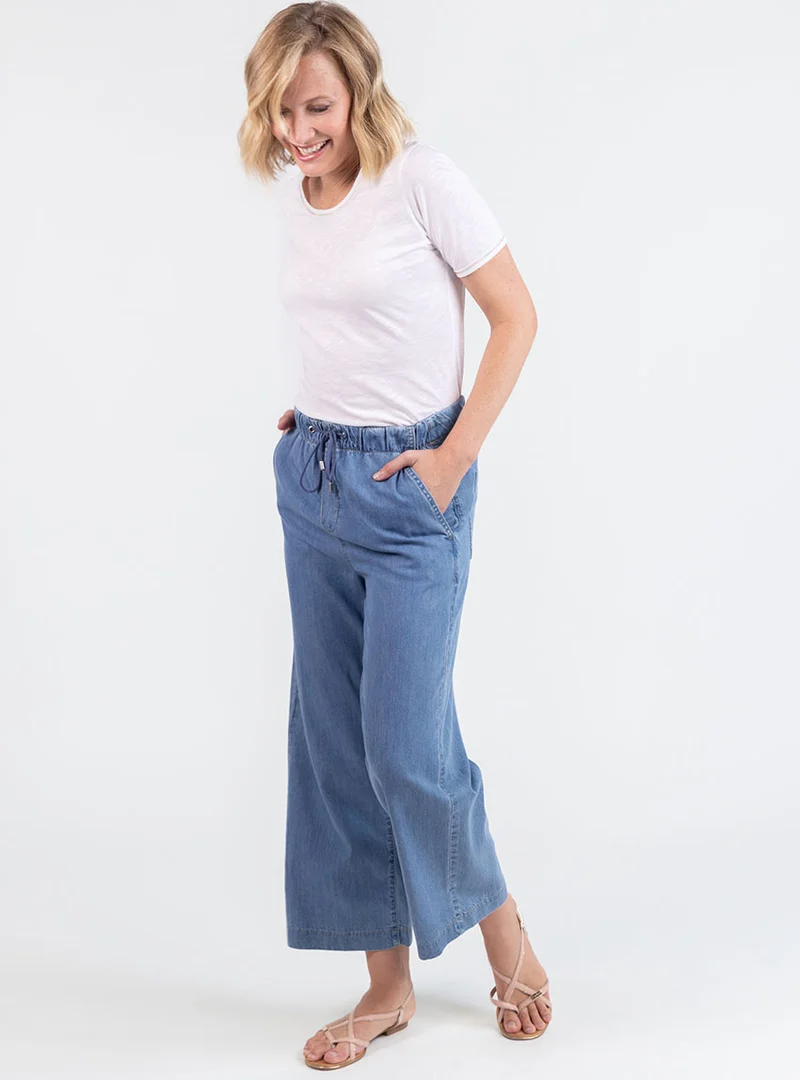 Pantalon femme fluide coton bleu clair