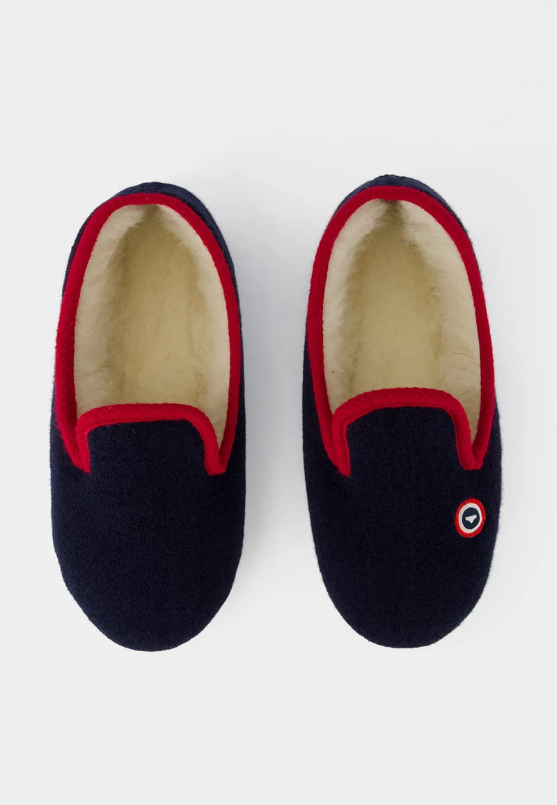 Chaussons d'intérieur bouclette bleu marine - Pantoufles Bouclette Marine