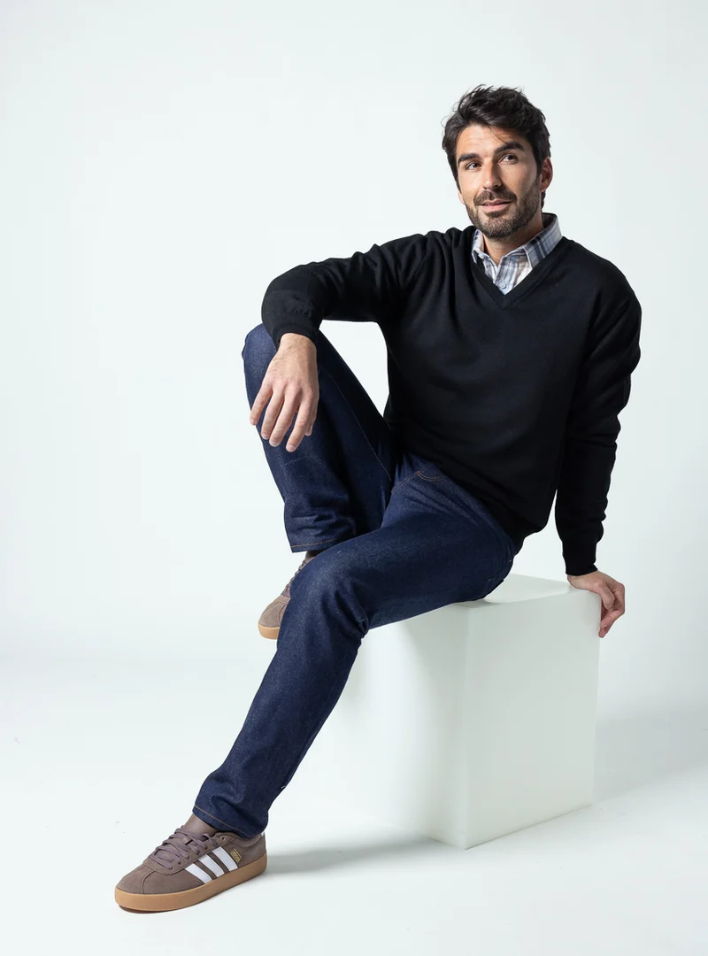 Pull homme col v 100% laine mérinos Noir