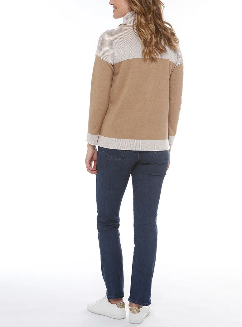 Pull col roulé en laine et cachemire beige