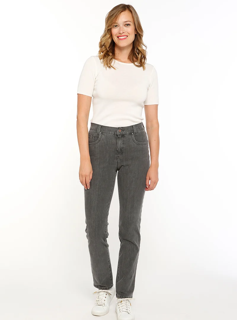 Jean femme coupe droite gris foncé