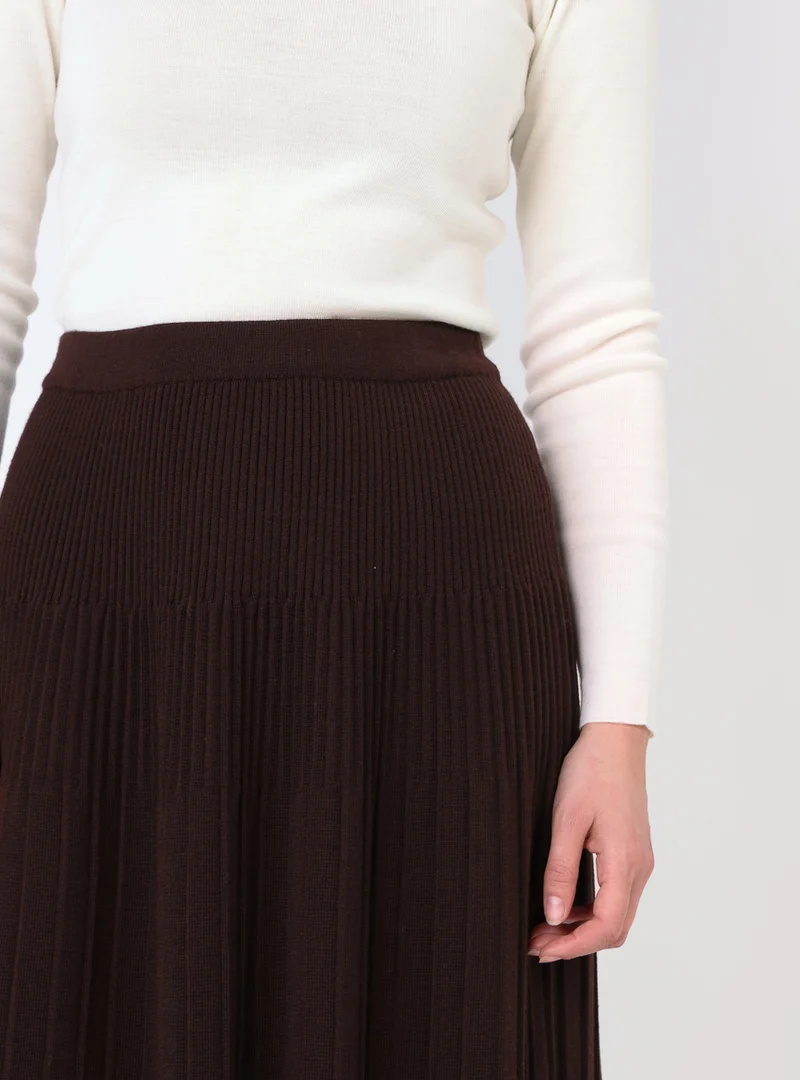 Jupe plissée midi en laine marron chocolat