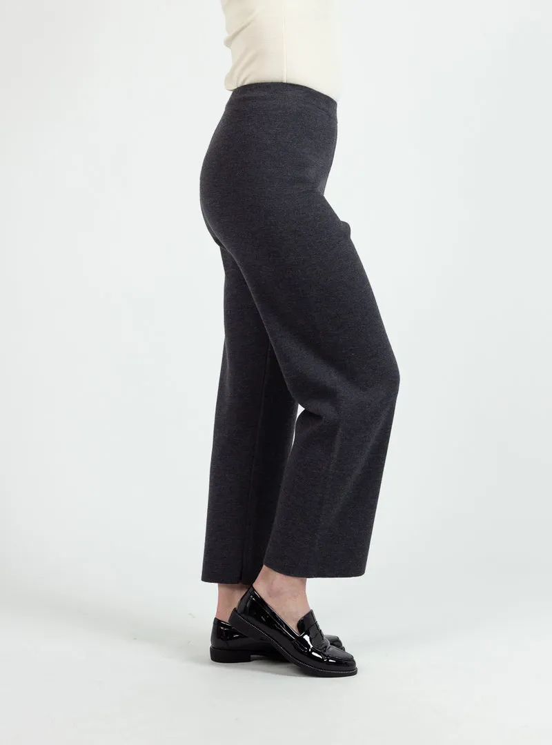 Pantalon femme en laine merinos gris anthracite