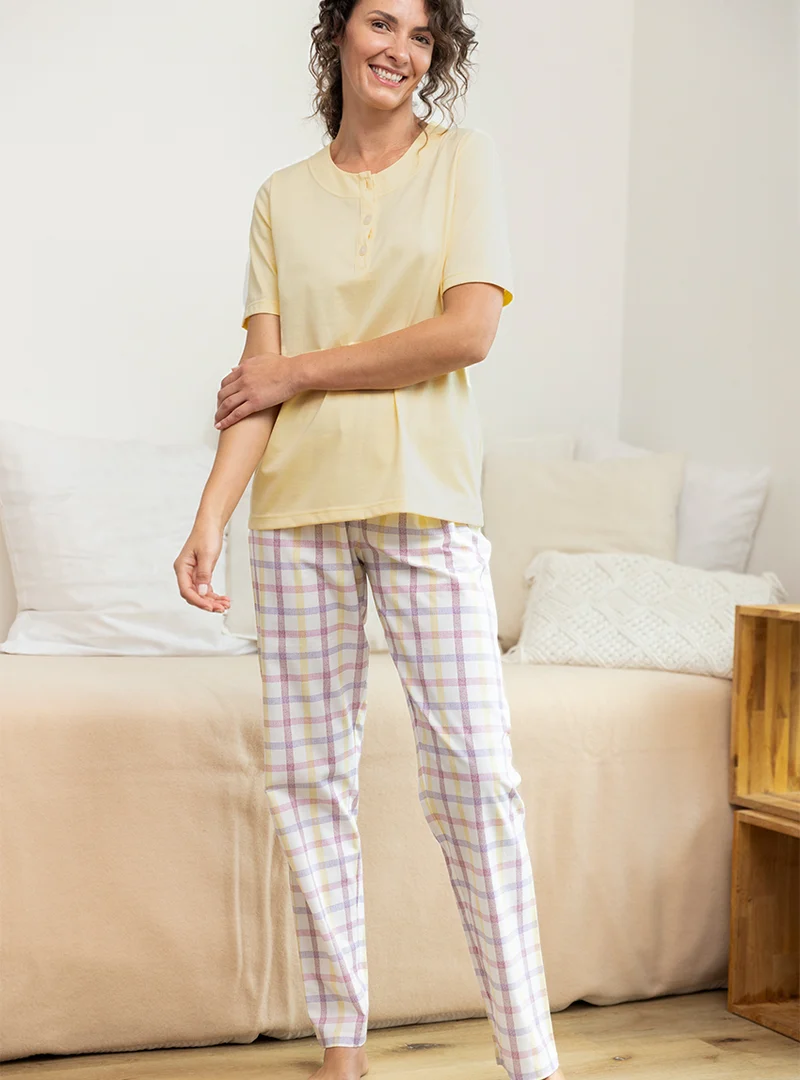 Pyjama femme été col rond en coton jaune