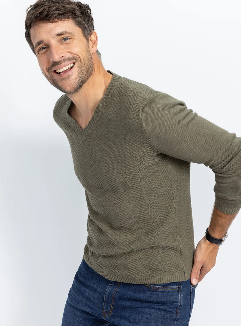 Pull homme col V chevrons en coton Vert Kaki