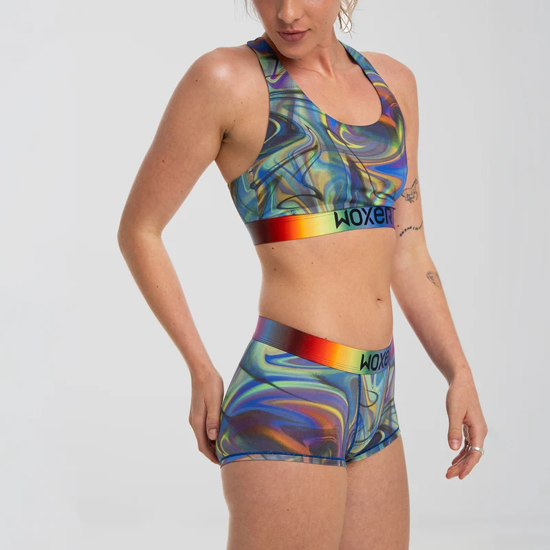 Bold Pride Wave