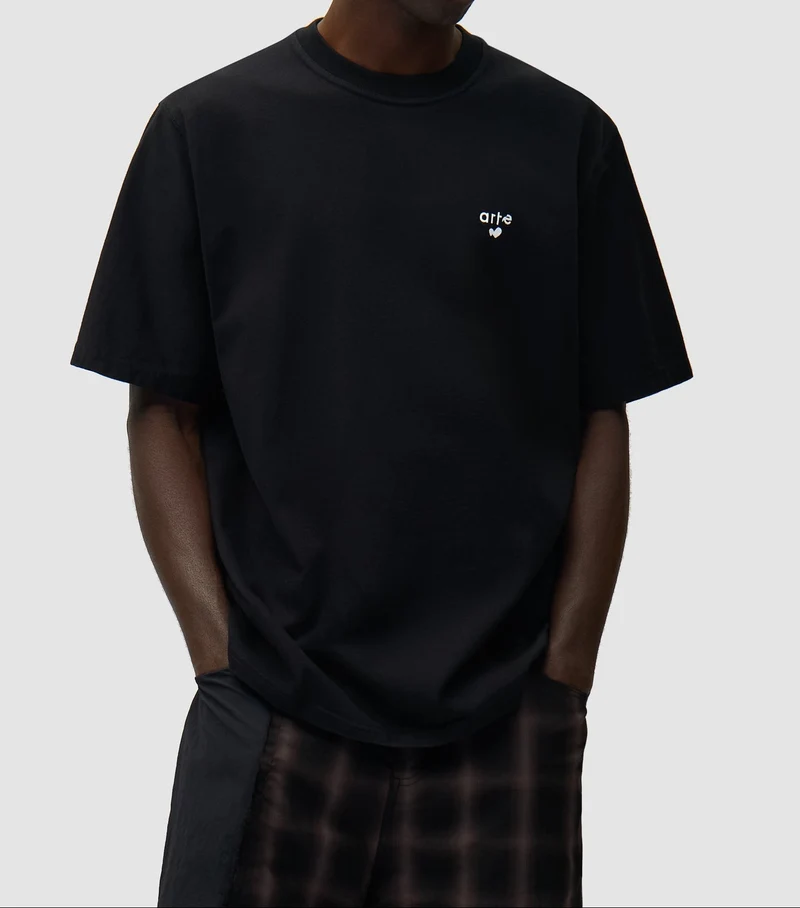 Arte Antwerp HEART LOGO S/S TEE Black