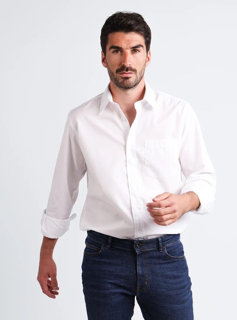 Chemise homme classique en coton blanc