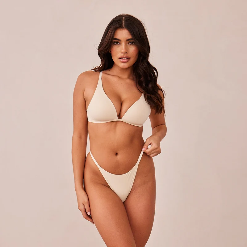 Light Plunge Soutien-Gorge T-Shirt Sans Armatures - Latte