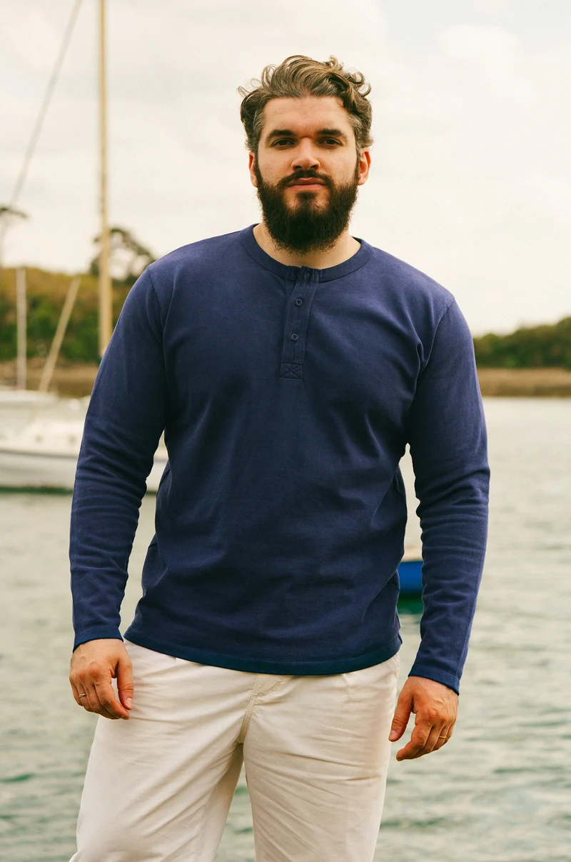 Henley 330