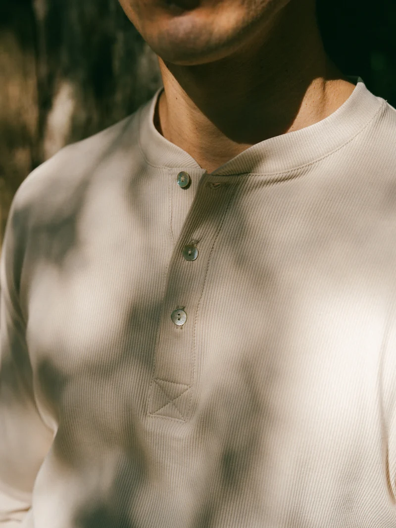 Henley côtelé manches longues