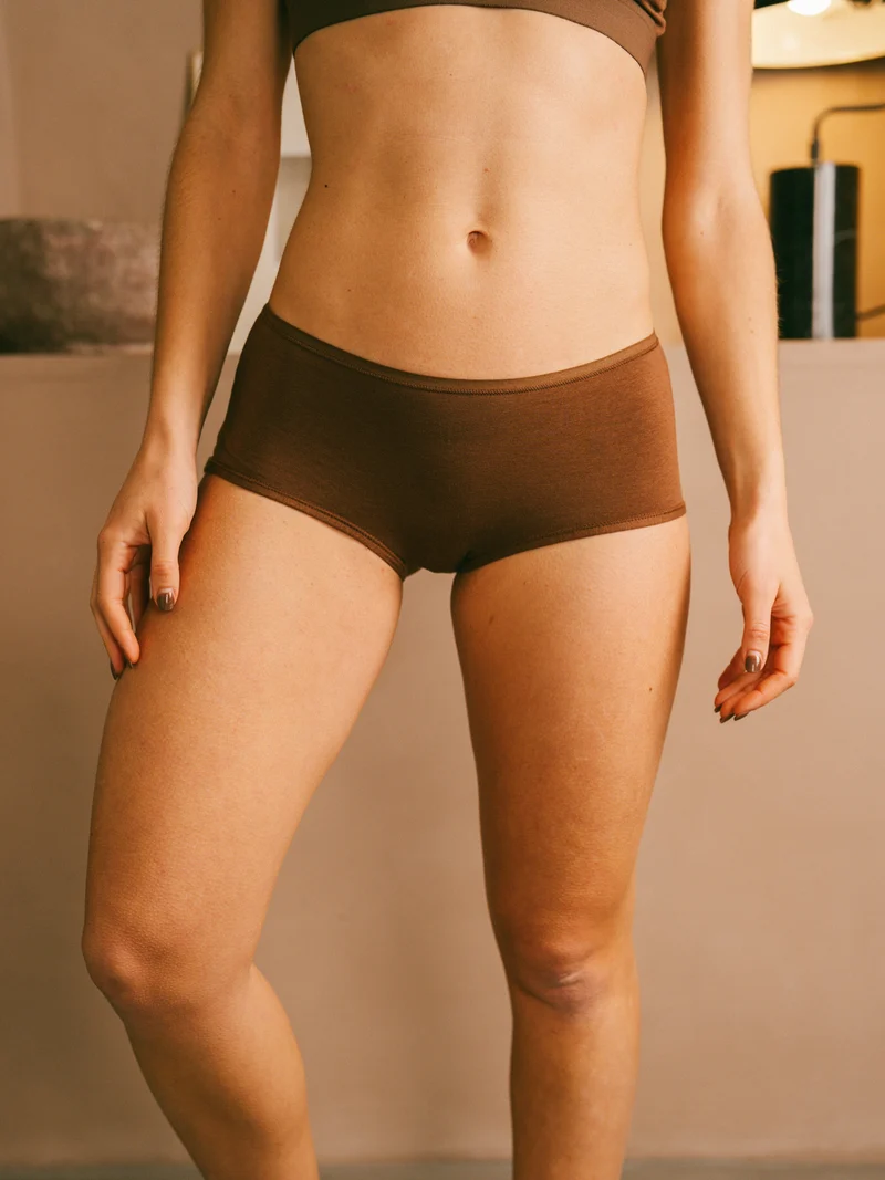 Shorty classique femme