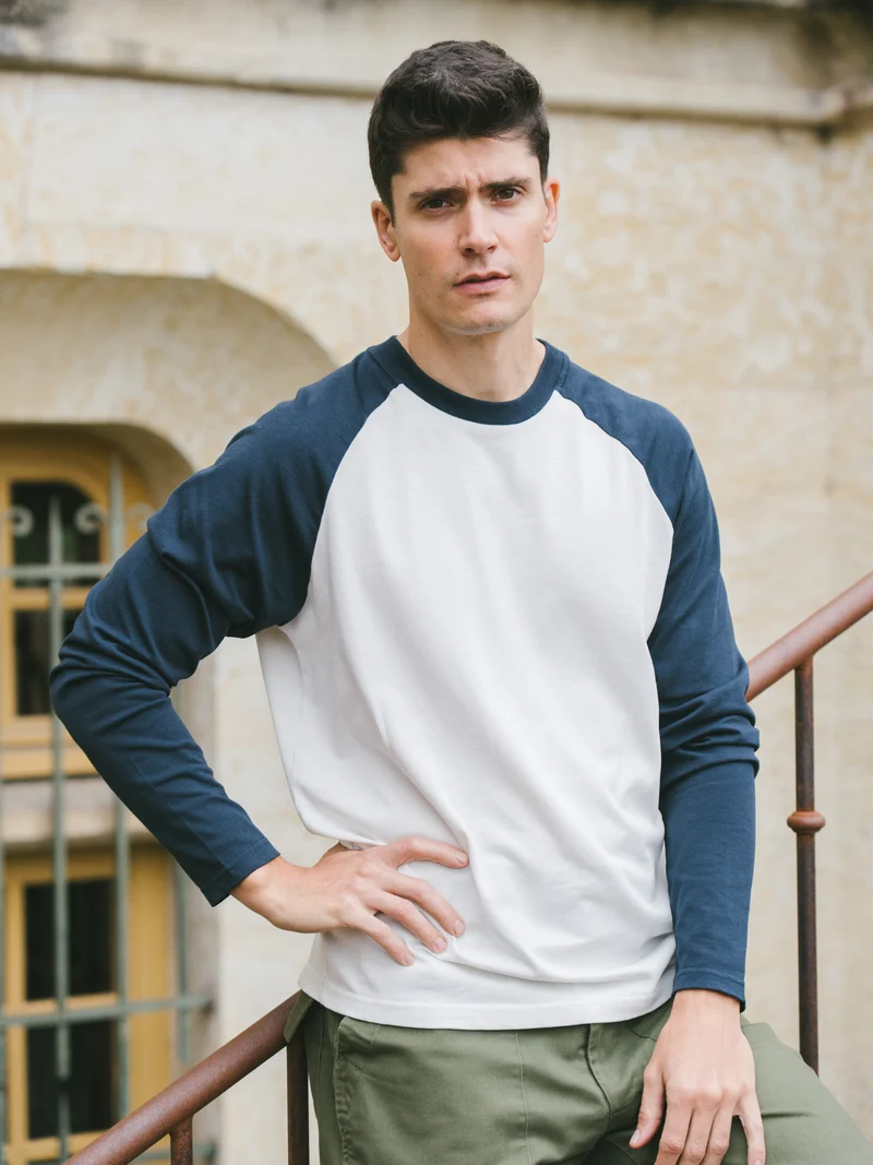 T-shirt coupe droite manches longues