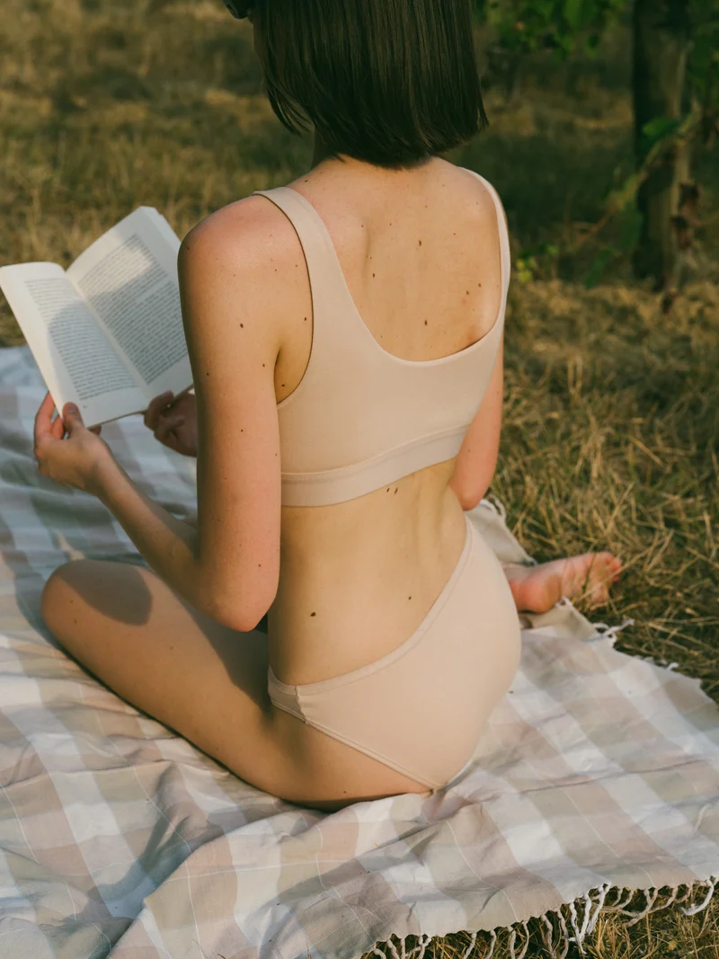 Brassière croisée