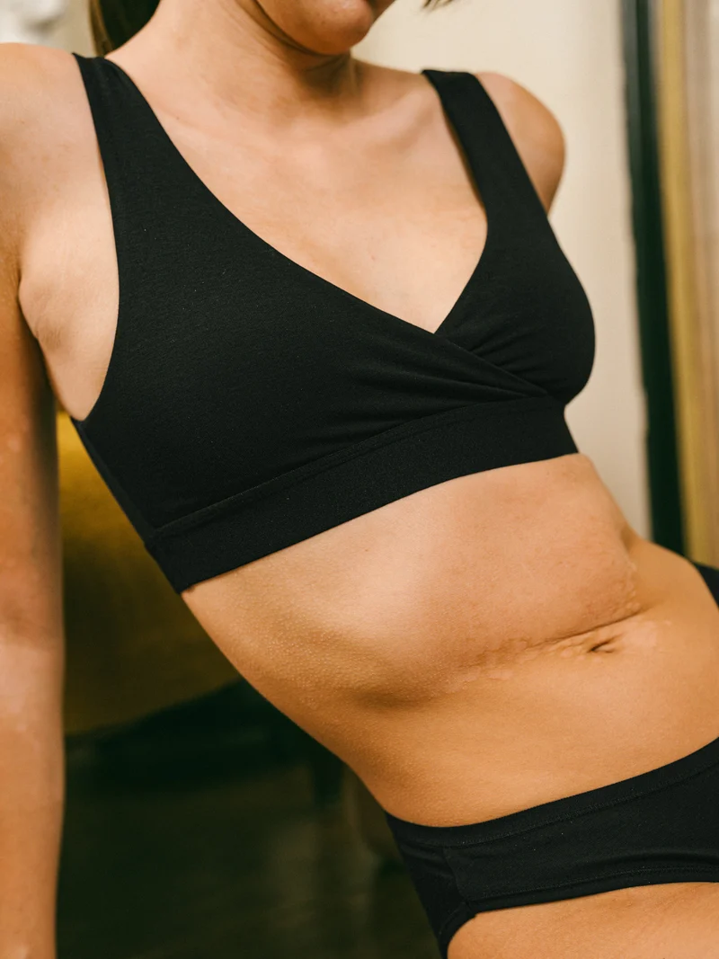 Brassière croisée