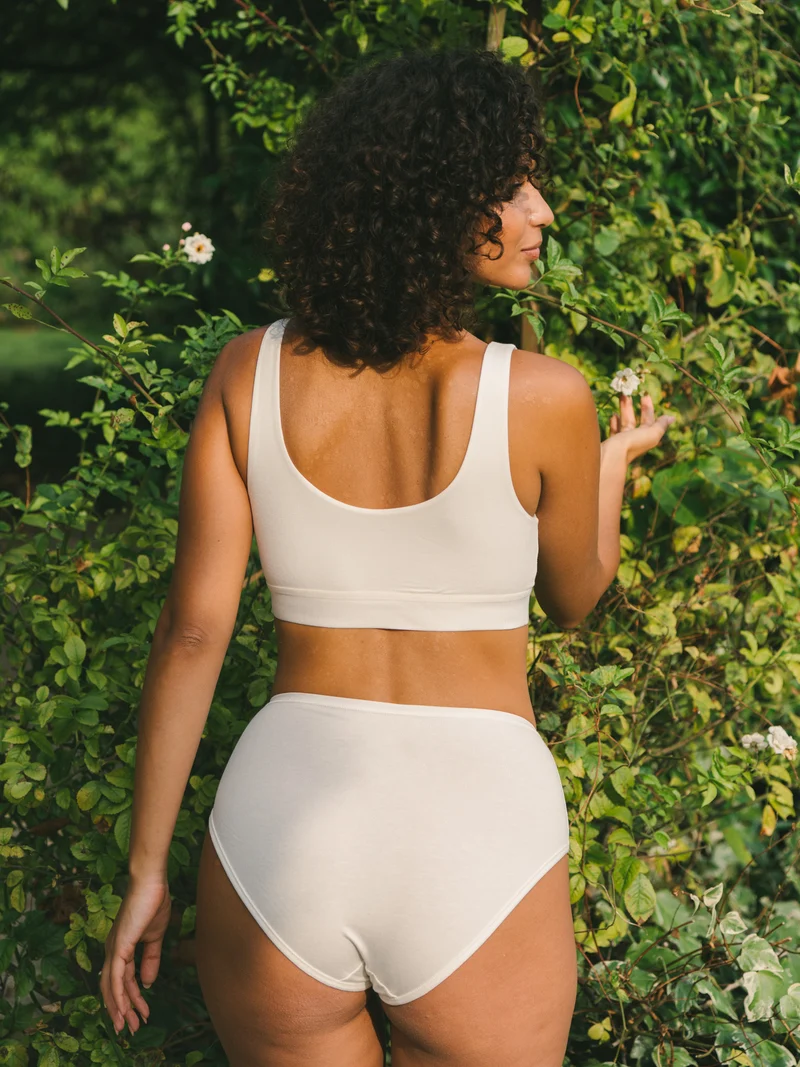 Brassière croisée